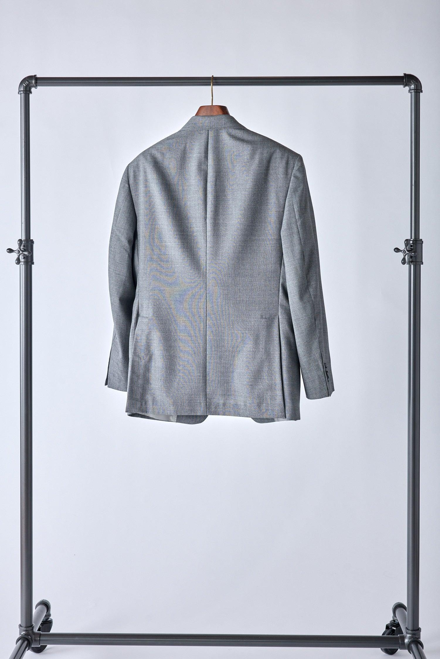 Essential Gray Suit - Image 7