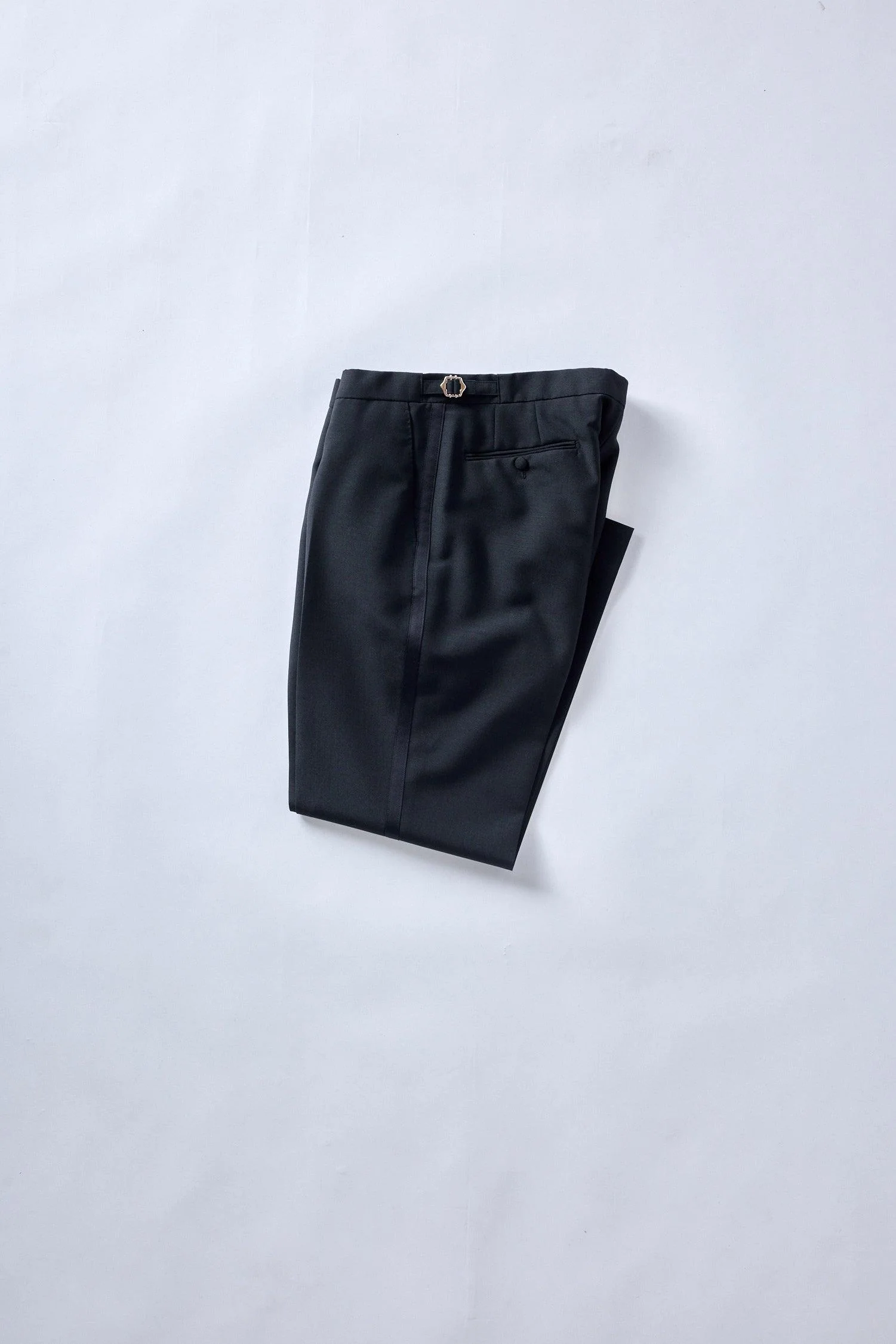 Essential Tuxedo - Image 5