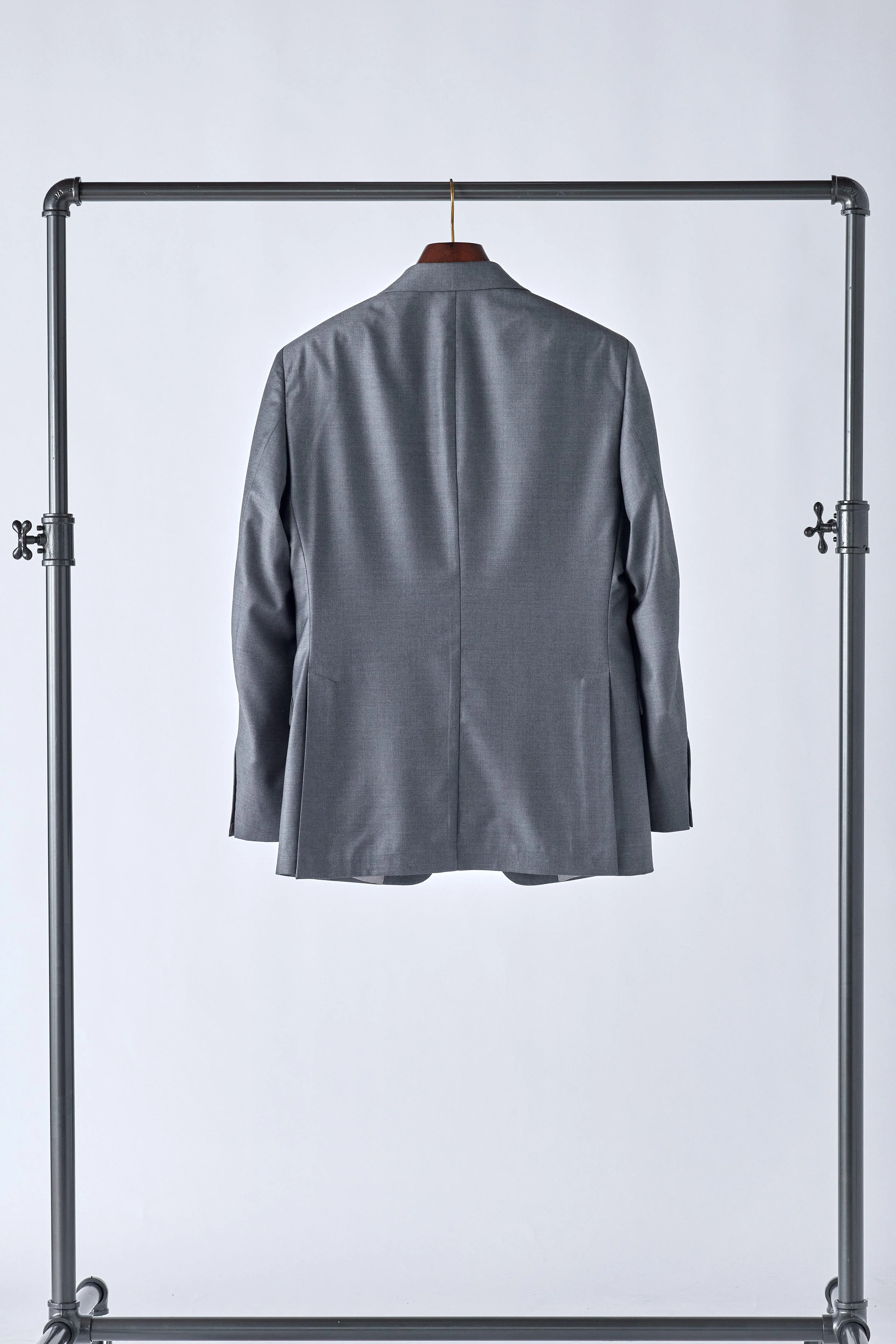Signature Mid-Gray Suit - Image 7